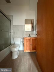 146 N 10TH ST #3B, Philadelphia, PA 19107