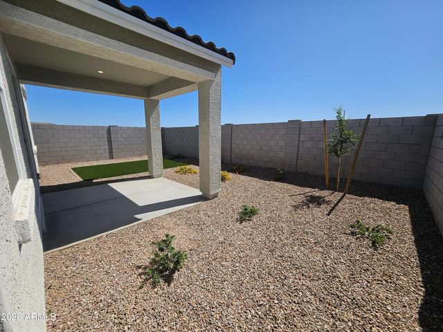 33723 N BLACKWELL Drive, San Tan Valley, AZ 85143