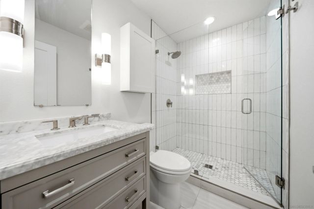 7828 Camino Raposa, San Diego, CA 92122