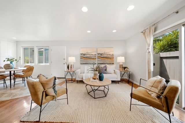 7828 Camino Raposa, San Diego, CA 92122