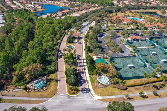 356 NW Breezy Point Loop Loop, Port St. Lucie, Port St Lucie, FL 34986