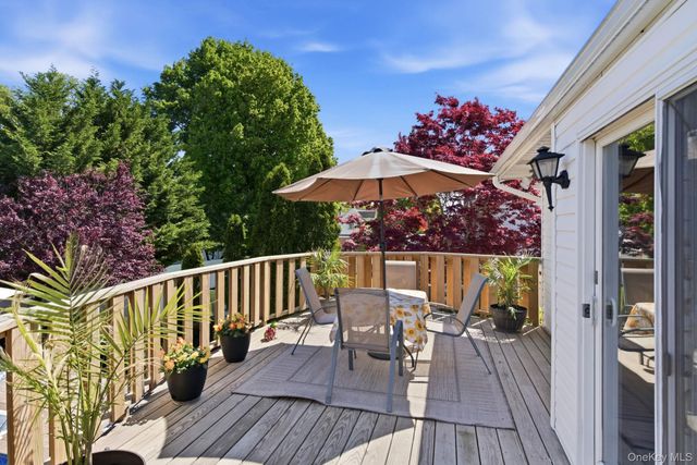 243 N Delaware Avenue, North Massapequa, NY 11758