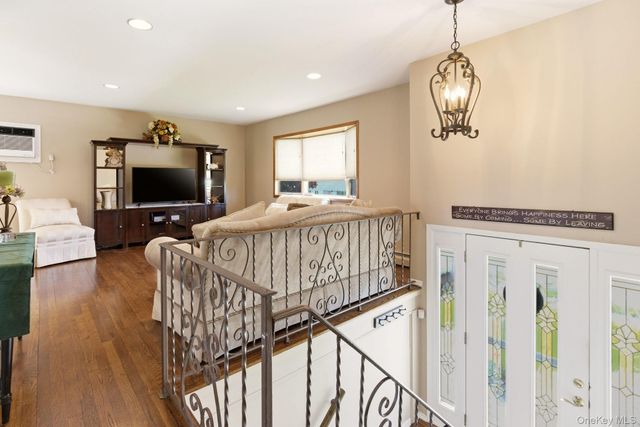 243 N Delaware Avenue, North Massapequa, NY 11758