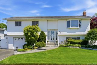 243 N Delaware Avenue, North Massapequa, NY 11758
