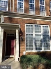 12250 OPEN VIEW LN #811, Upper Marlboro, MD 20774