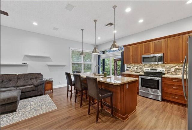 4457 NW 64th Street, Coconut Creek, FL 33073