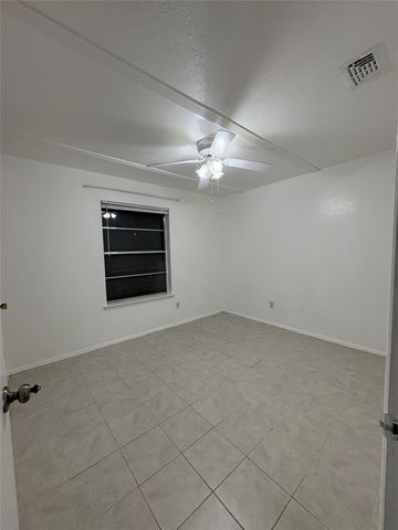 1812 Redwood Street, Arlington, TX 76014