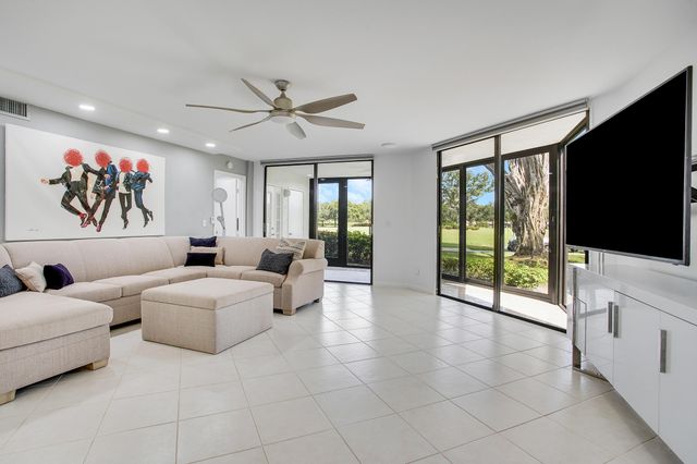 7236 Clunie Place 15302, Delray Beach, FL 33446