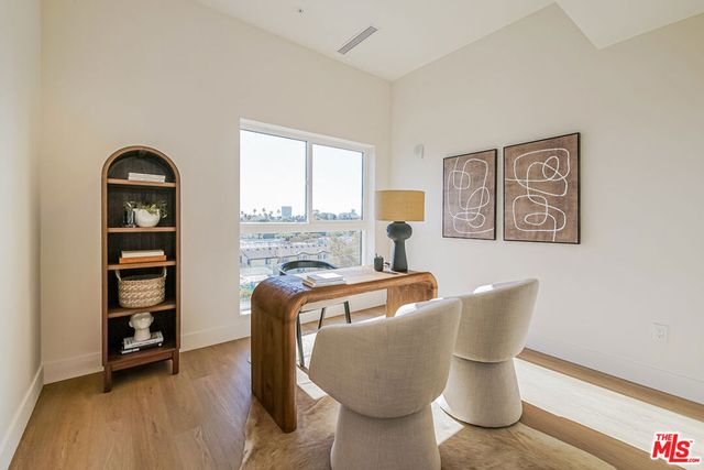 611 N Virgil Avenue 407, Los Angeles, CA 90029