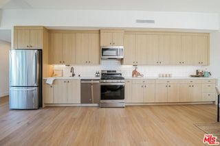 611 N Virgil Avenue 407, Los Angeles, CA 90029