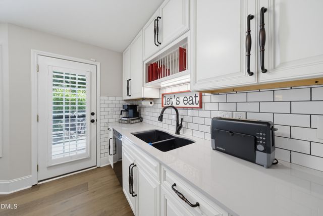 4028 Toccopola Street, Raleigh, NC 27604