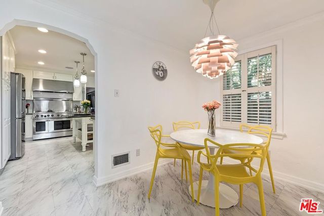 10575 Cushdon Avenue, Los Angeles, CA 90064