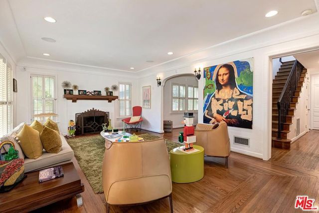 10575 Cushdon Avenue, Los Angeles, CA 90064