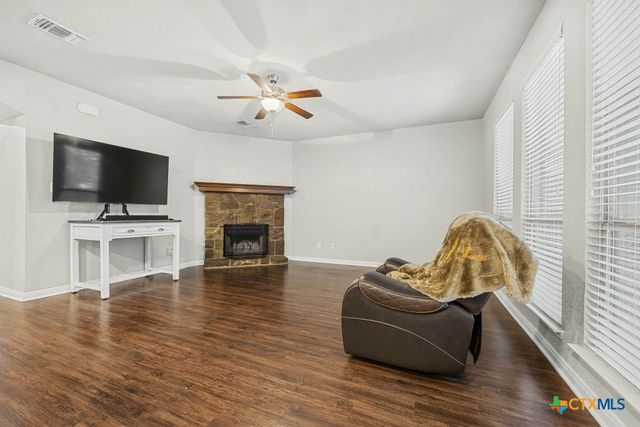 606 Hobby Road, Copperas Cove, TX 76522