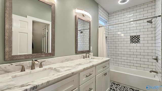 241 Hampton Road, Hartselle, AL 35640