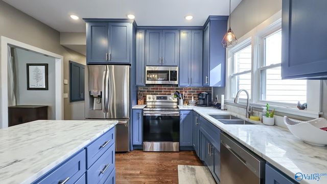 241 Hampton Road, Hartselle, AL 35640