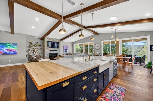 37527 La Encina Circle, Murrieta, CA 92562