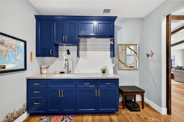 37527 La Encina Circle, Murrieta, CA 92562