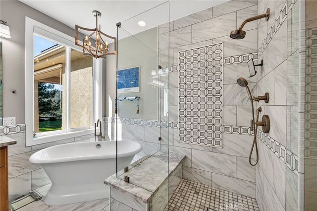 37527 La Encina Circle, Murrieta, CA 92562