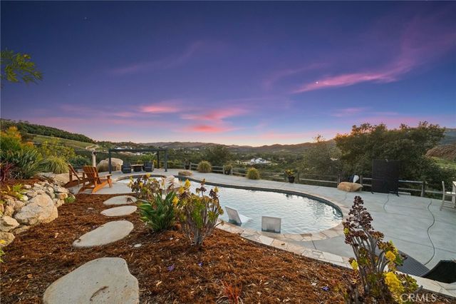 37527 La Encina Circle, Murrieta, CA 92562