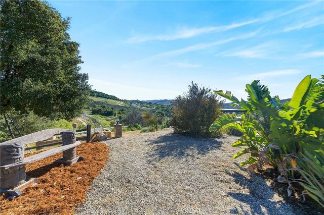 37527 La Encina Circle, Murrieta, CA 92562