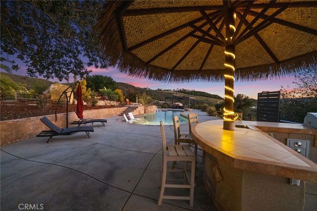 37527 La Encina Circle, Murrieta, CA 92562