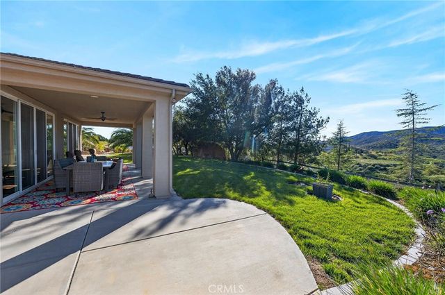 37527 La Encina Circle, Murrieta, CA 92562
