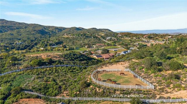 37527 La Encina Circle, Murrieta, CA 92562