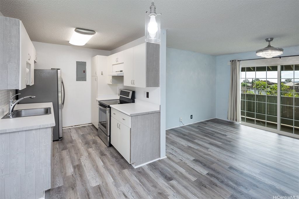 94-1410 Welina Loop X, Waipahu, HI 96797