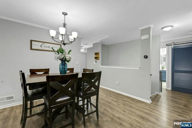 203 Mark Twain Way, Mahwah, NJ 07430