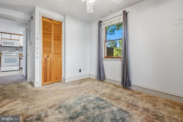 5 W DRUMBED RD, Villas, NJ 08251