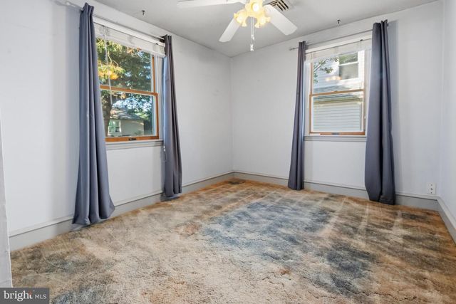 5 W DRUMBED RD, Villas, NJ 08251