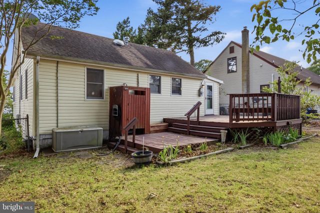 5 W DRUMBED RD, Villas, NJ 08251