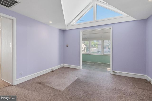 5 W DRUMBED RD, Villas, NJ 08251