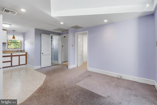 5 W DRUMBED RD, Villas, NJ 08251