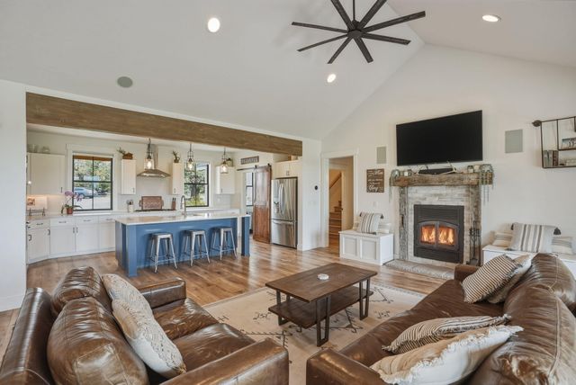 19250 Innes Market Road, Bend, OR 97703