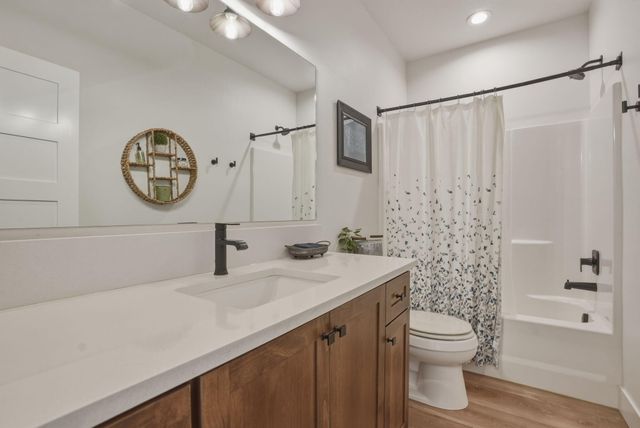 19250 Innes Market Road, Bend, OR 97703