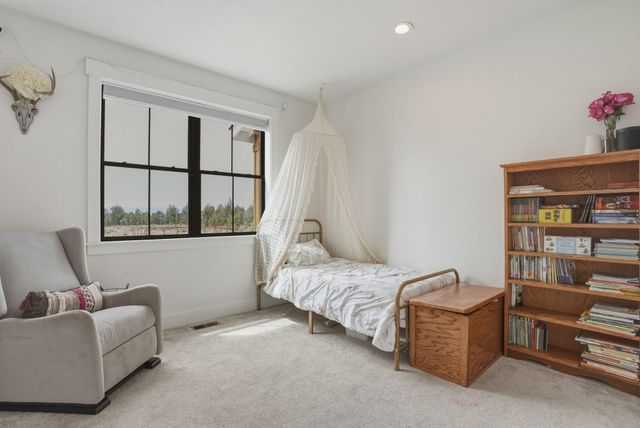 19250 Innes Market Road, Bend, OR 97703