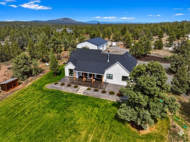 19250 Innes Market Road, Bend, OR 97703