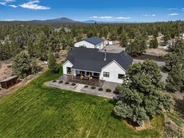 19250 Innes Market Road, Bend, OR 97703