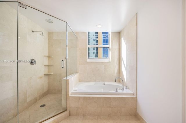 350 SE 2nd St 870, Fort Lauderdale, FL 33301