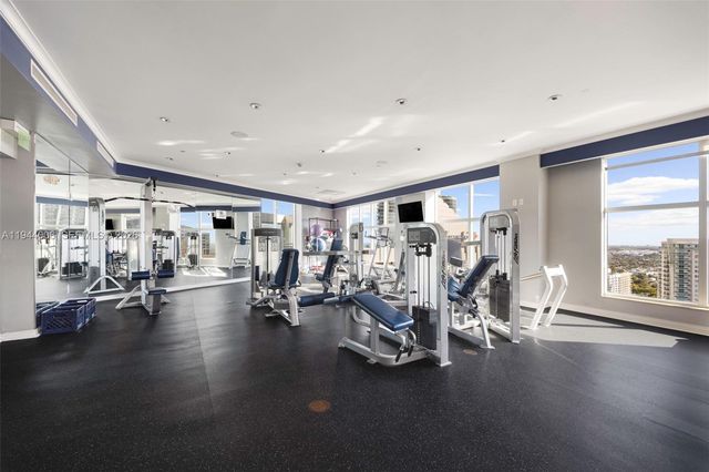 350 SE 2nd St 870, Fort Lauderdale, FL 33301