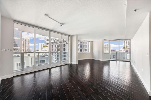 350 SE 2nd St 870, Fort Lauderdale, FL 33301