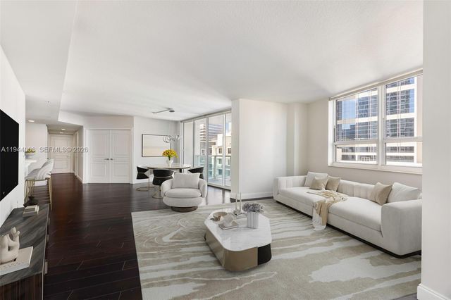 350 SE 2nd St 870, Fort Lauderdale, FL 33301