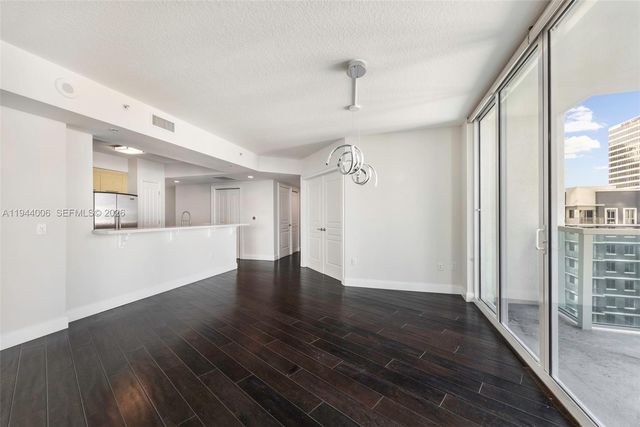 350 SE 2nd St 870, Fort Lauderdale, FL 33301