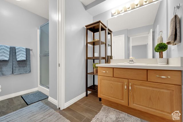 1356 EASTPOINT DR, Sandy, UT 84092