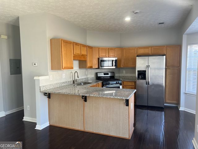 73 Timber Mist Lane, Lawrenceville, GA 30045