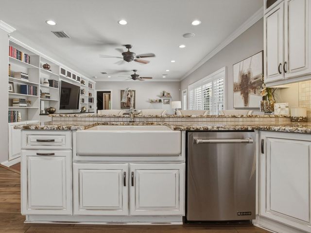 4507 W WATROUS AVENUE, Tampa, FL 33629