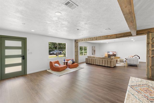 100 Shady Oaks Lane, Somerville, TX 77879