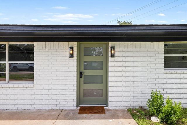 100 Shady Oaks Lane, Somerville, TX 77879